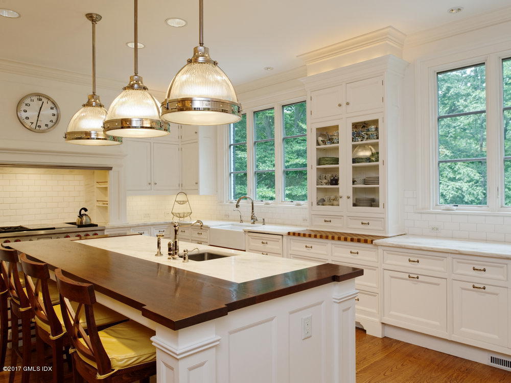 7 Wyckham Hill Lane, Greenwich, CT 06831