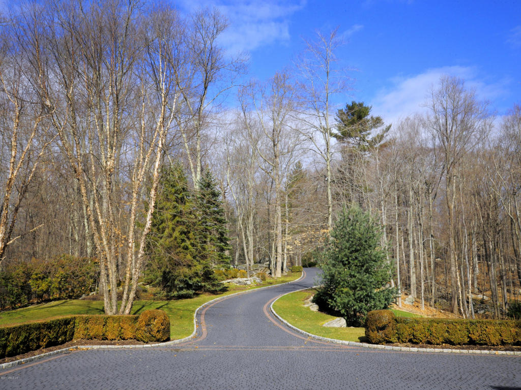 74 Upper Cross Road, Greenwich, CT 06831