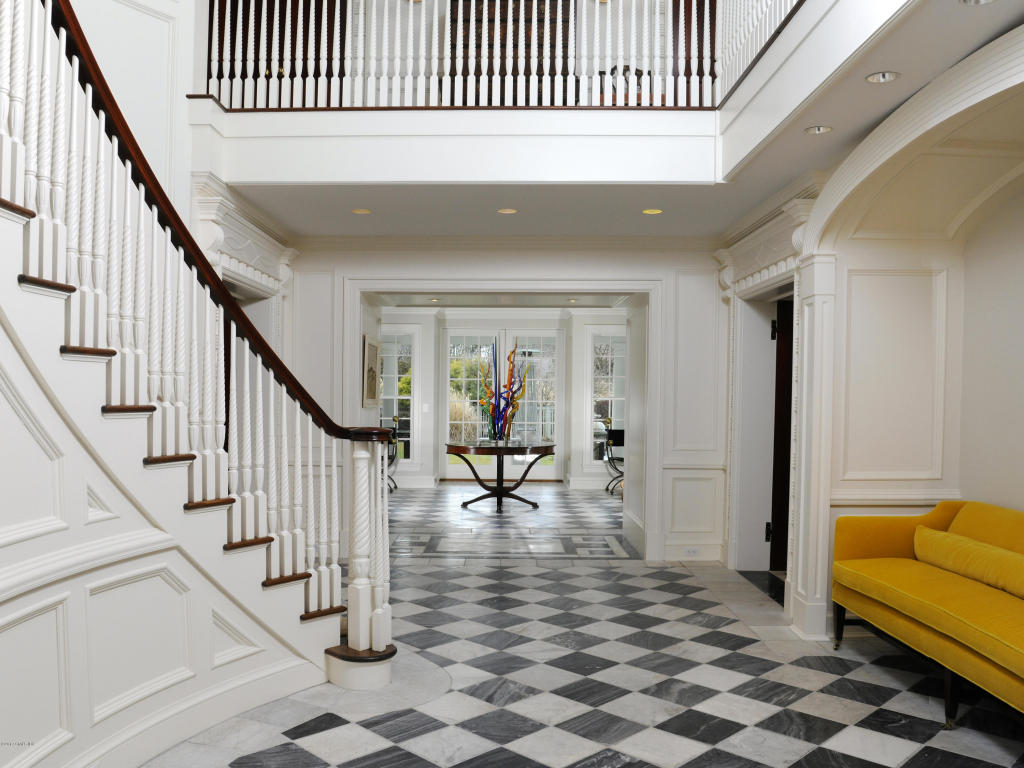 74 Upper Cross Road, Greenwich, CT 06831