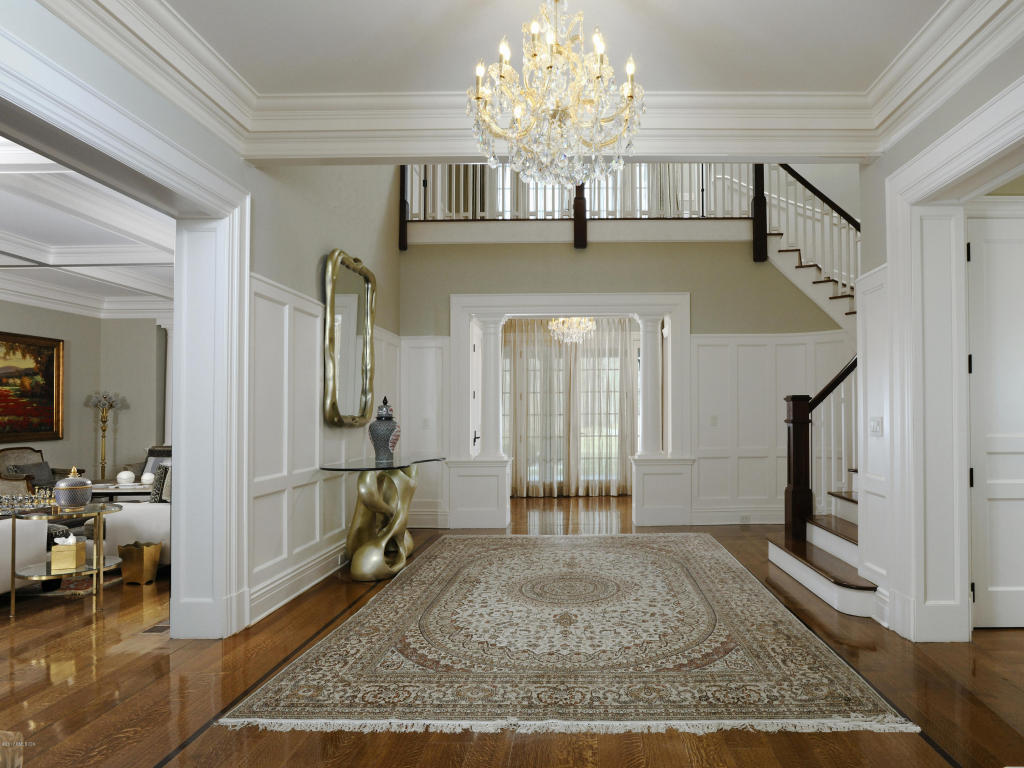 31 N Porchuck Road, Greenwich, CT 06831