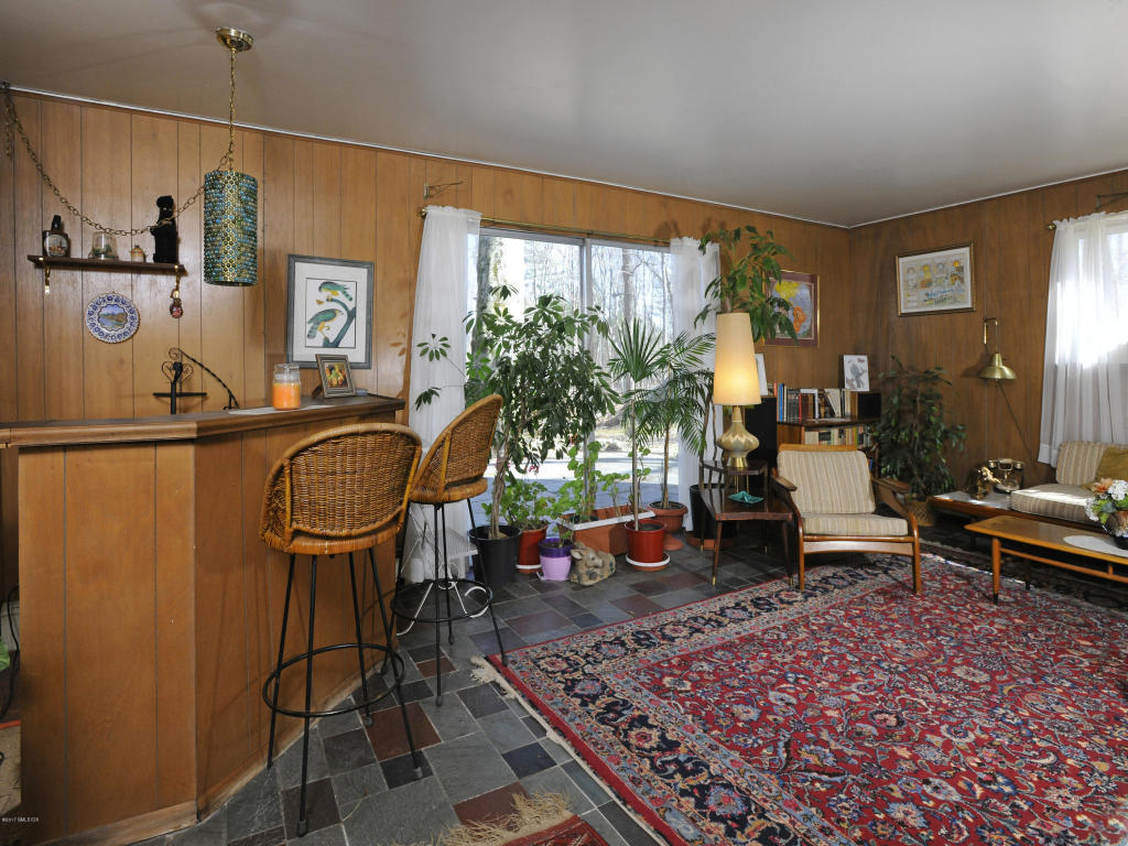 17 Nutmeg Drive, Greenwich, CT 06831