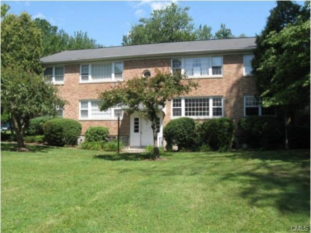 136 Heritage Hill Road, New Canaan, CT 06840