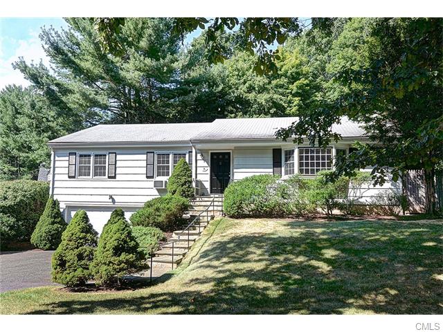 90 Old Norwalk Road, New Canaan, CT 06840
