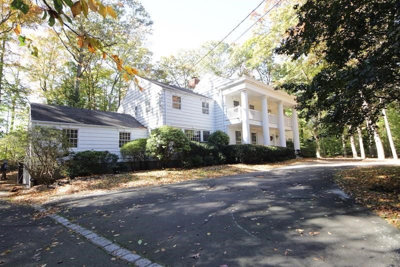 148 Ramhorne Road, New Canaan, CT 06840