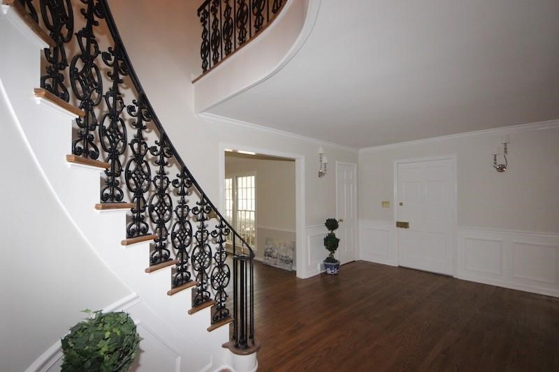148 Ramhorne Road, New Canaan, CT 06840