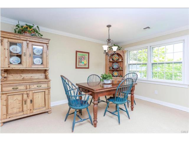 126 Heritage Hill Road, New Canaan, CT 06840