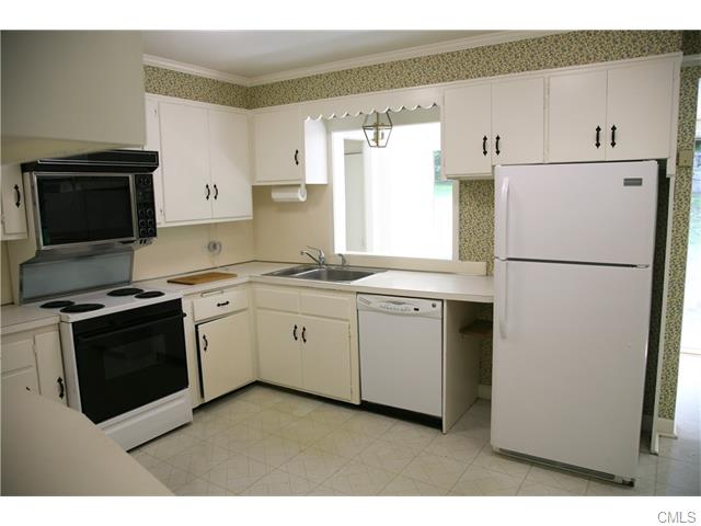 94 Indian Rock Road, New Canaan, CT 06840