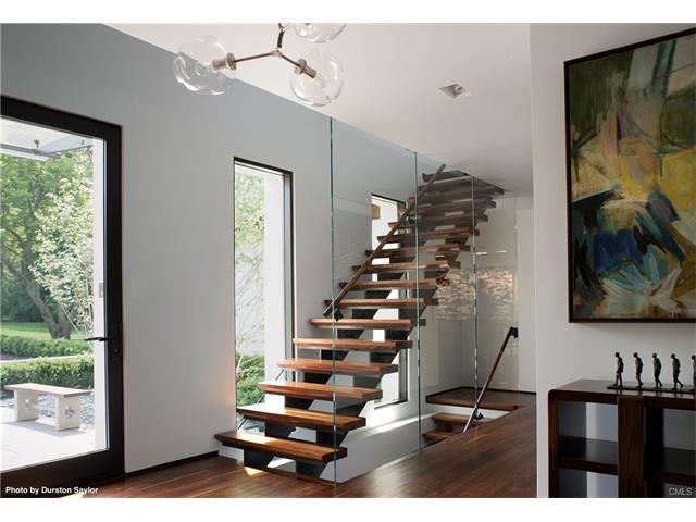 131 Hemlock Hill Road, New Canaan, CT 06840
