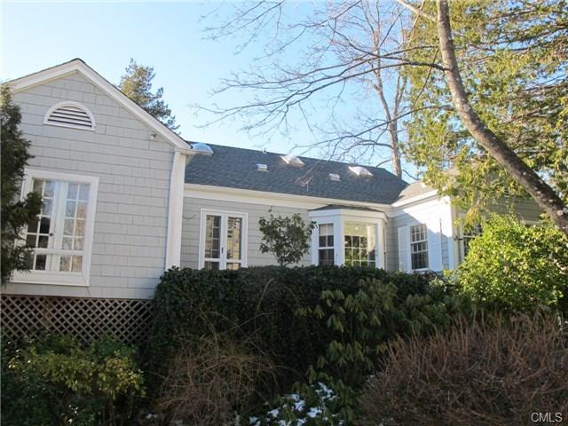 25 Kimberly Place, New Canaan, CT 06840