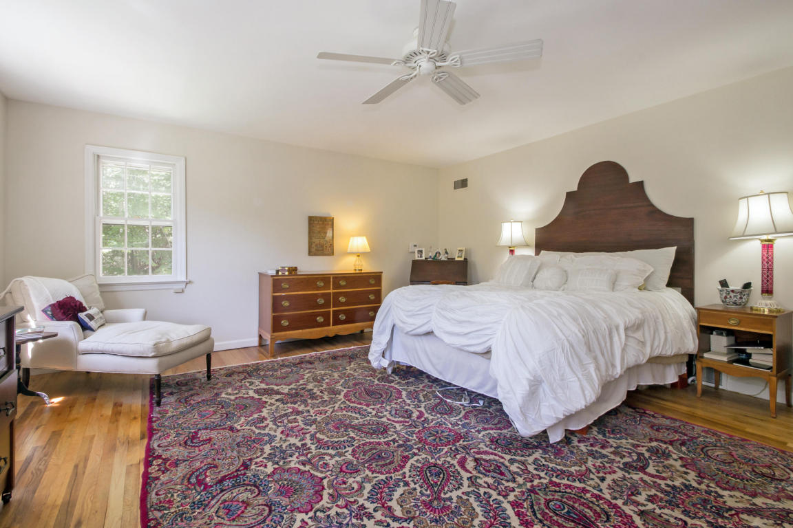 1 Ogden Road, New Canaan, CT 06840