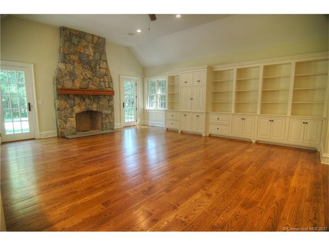 116 Juniper Rd, New Canaan, CT 06840