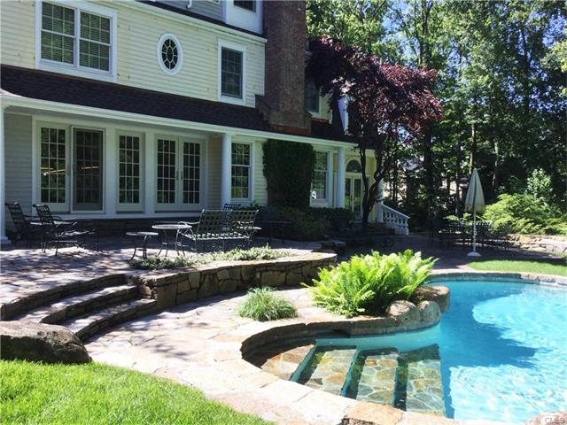 54 Scofield Lane, New Canaan, CT 06840