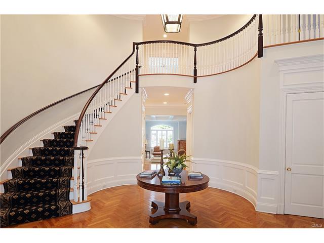 242 Wahackme Road, New Canaan, CT 06840