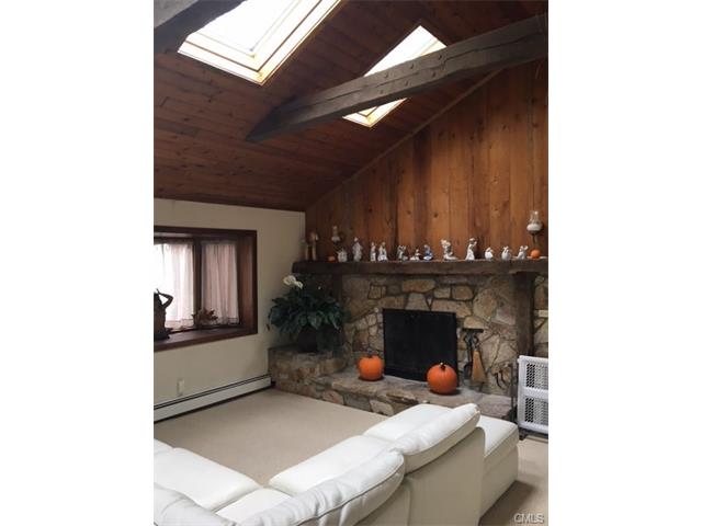 15 Geneva Road, Norwalk, CT 06850