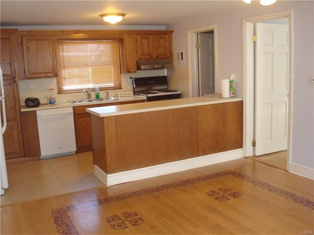 3 Fremont Place, Norwalk, CT 06851
