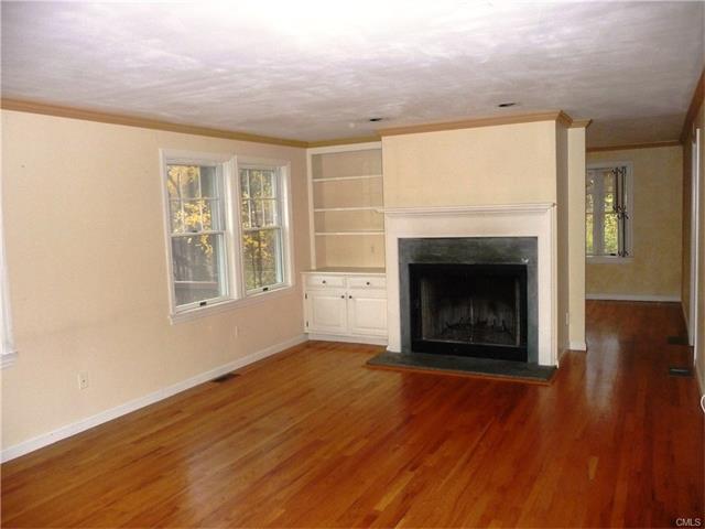 9 Blue Mountain Ridge, Norwalk, CT 06851
