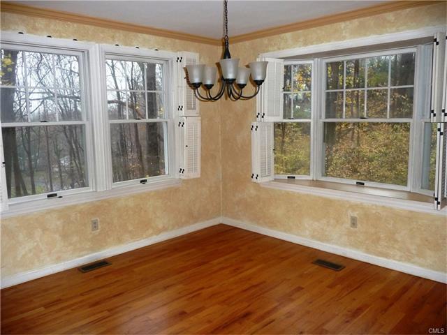9 Blue Mountain Ridge, Norwalk, CT 06851