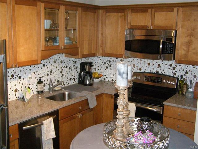 71 Aiken Street, Norwalk, CT 06851