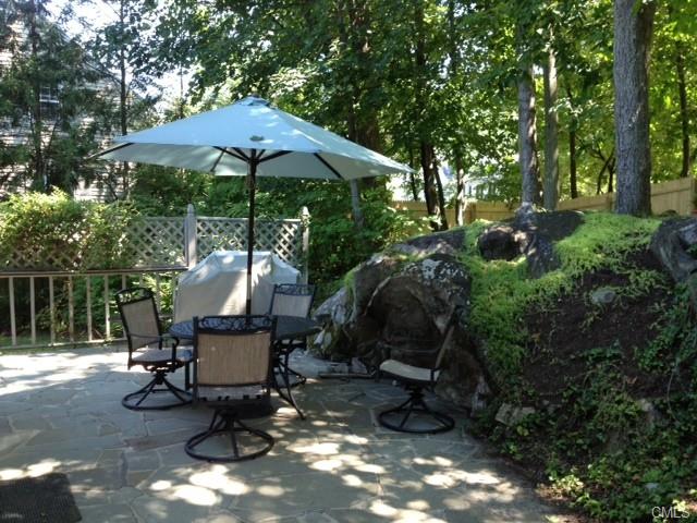 9 Mckinley Street, Norwalk, CT 06853