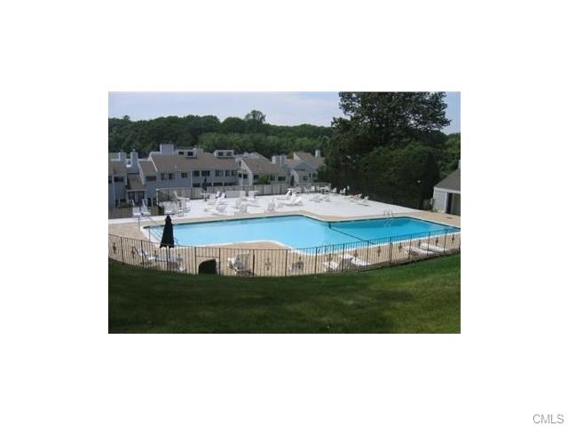 41 Rowayton Woods Drive, Norwalk, CT 06854