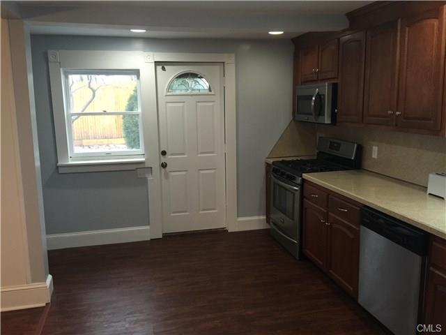 17 Cleveland Terrace, Norwalk, CT 06854