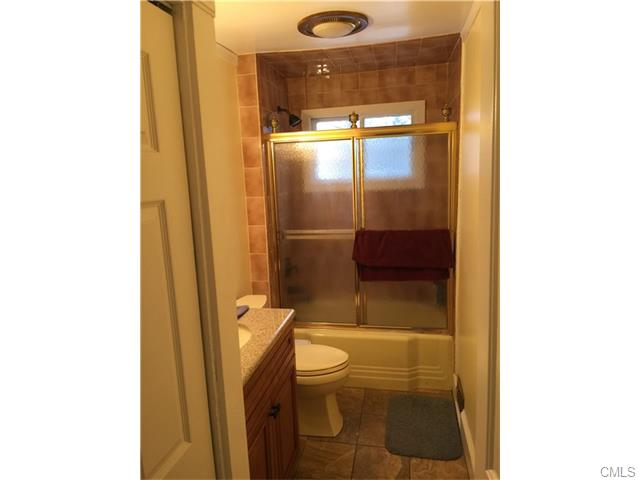 17 Cleveland Terrace, Norwalk, CT 06854