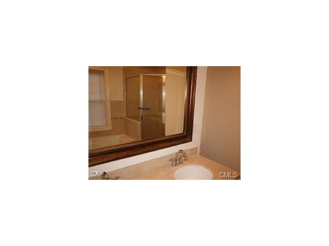 27 Ferris Avenue, Norwalk, CT 06854
