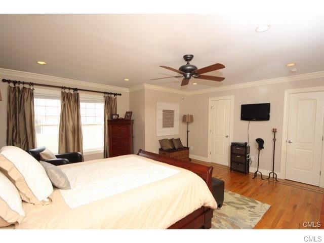 27 Ferris Avenue, Norwalk, CT 06854