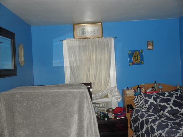 5 Lawrence St, Norwalk, CT 06854