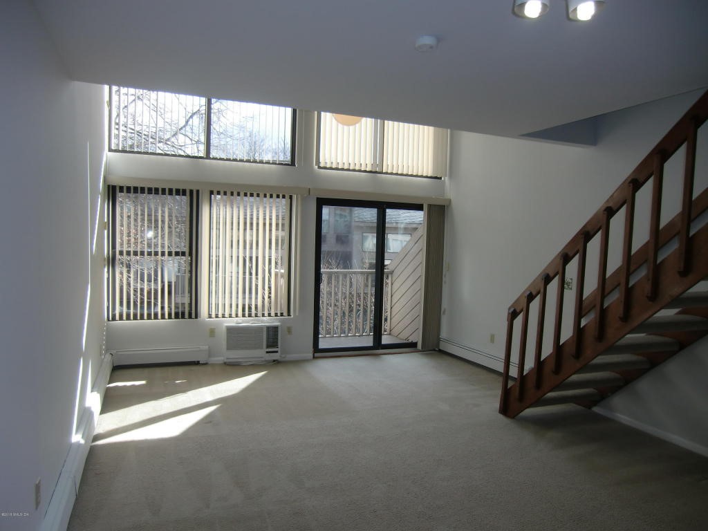 1465 E Putnam Avenue, Old Greenwich, CT 06870