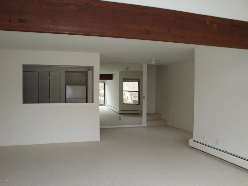 1465 E Putnam Avenue, Old Greenwich, CT 06870