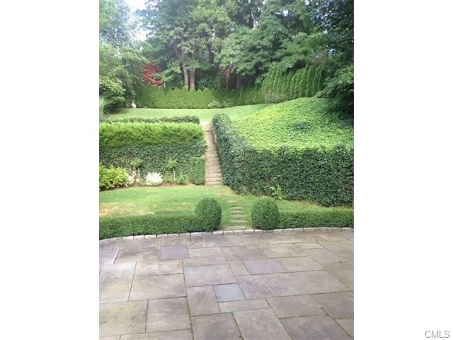 6 Park Avenue, Greenwich, CT 06870