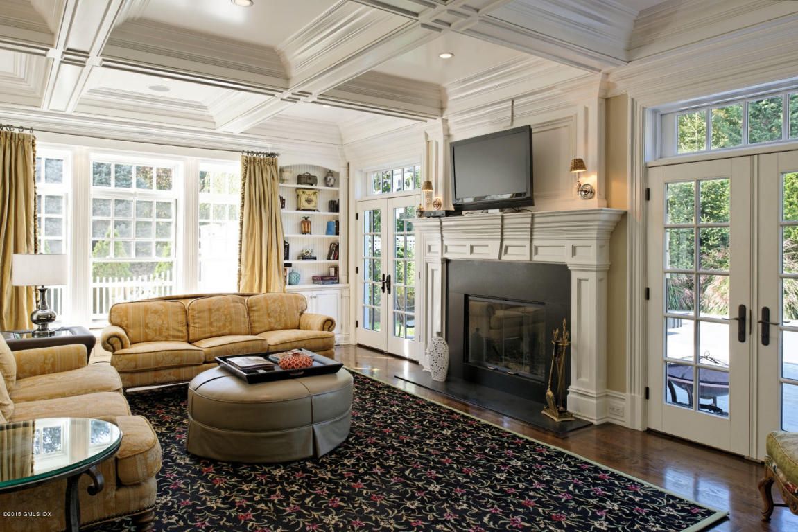 127-0 Shore Road, Old Greenwich, CT 06870