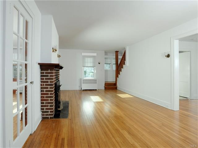 24 Edgewater Drive, Greenwich, CT 06870