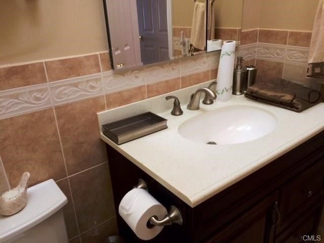 14 Cook Close, Ridgefield, CT 06877