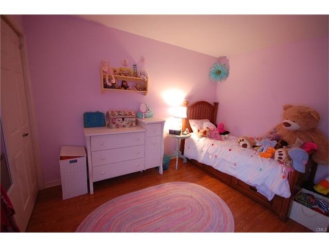 57 Lawson Lane, Ridgefield, CT 06877