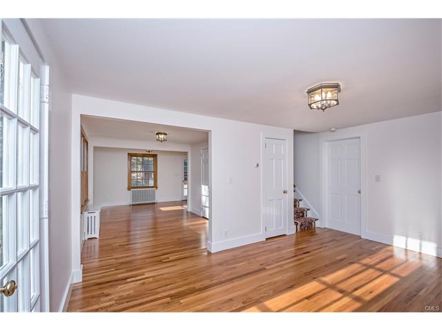 20 Lounsbury Road, Ridgefield, CT 06877