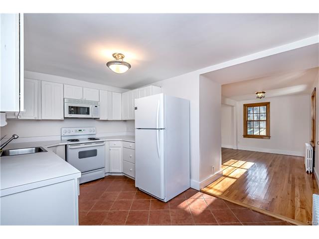 20 Lounsbury Road, Ridgefield, CT 06877