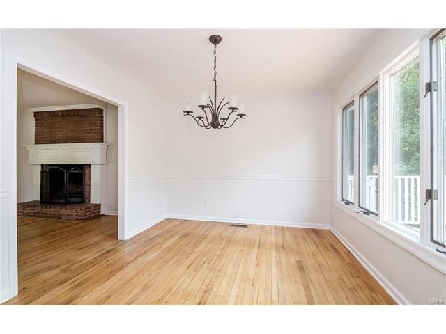 77 Poplar Road, Ridgefield, CT 06877