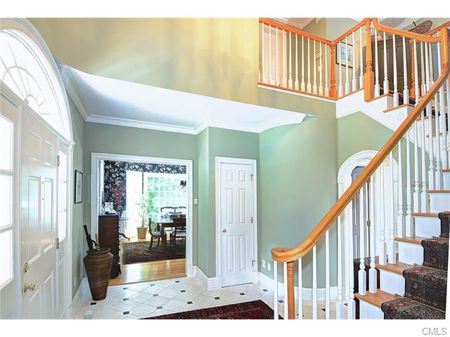 33 Rolling Hills Road, Ridgefield, CT 06877