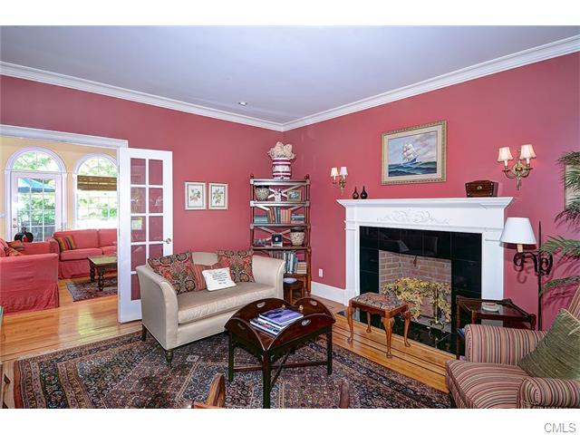 33 Rolling Hills Road, Ridgefield, CT 06877