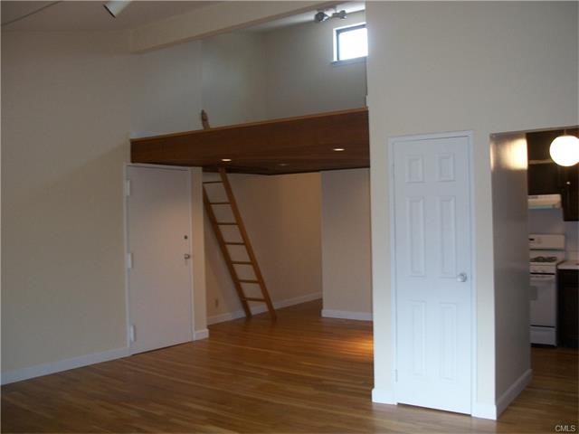 68 Olcott Way, Ridgefield, CT 06877