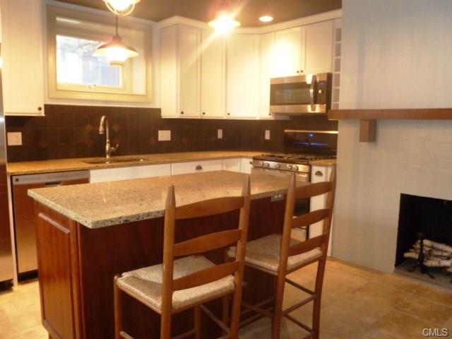 130A Olcott Way, Ridgefield, CT 06877