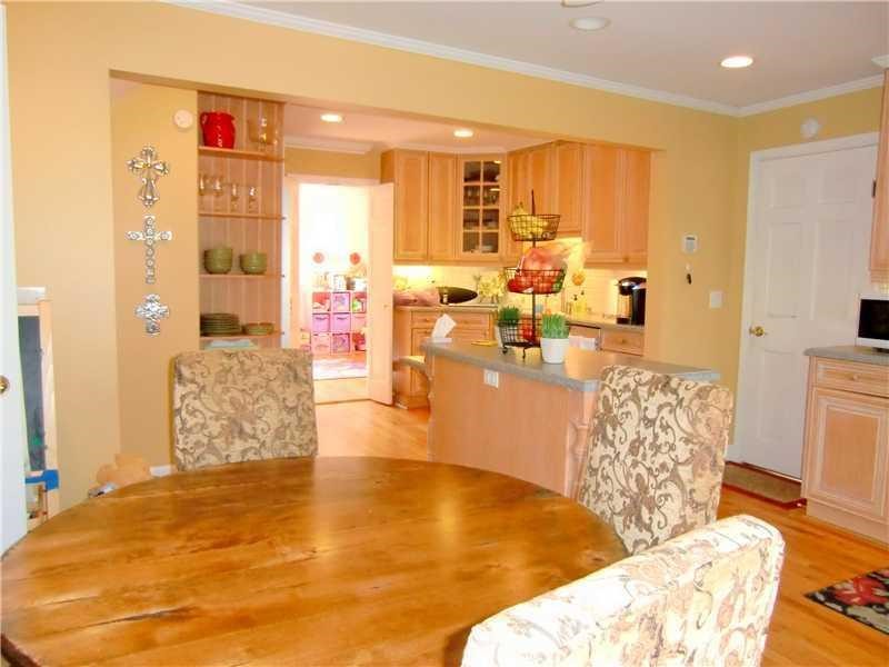 13 Linwood Avenue, Riverside, CT 06878