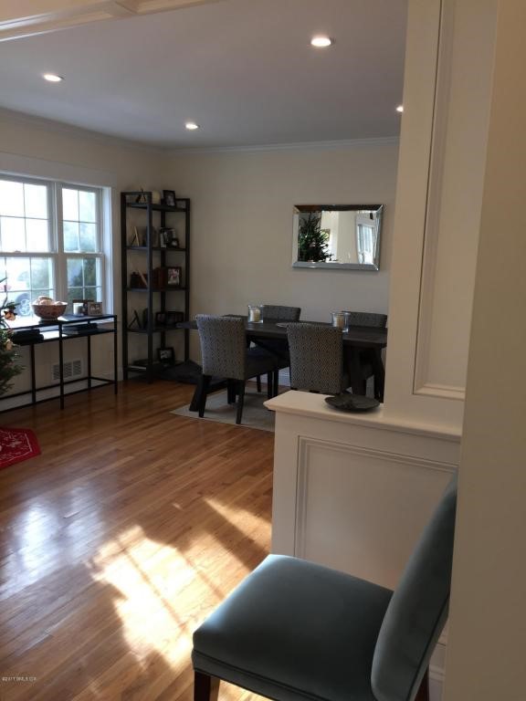 1 Gerald Court, Riverside, CT 06878