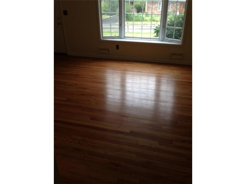 36 Mary Lane, Riverside, CT 06878