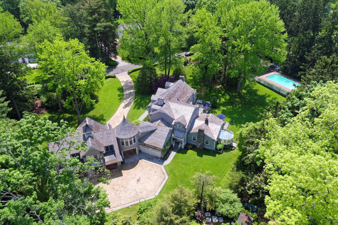 8 Cathlow Drive, Riverside, CT 06878