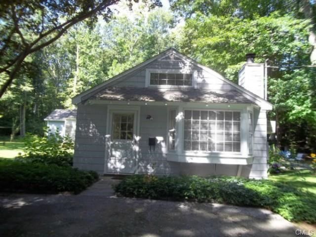 7 Deepwood Lane, Westport, CT 06880