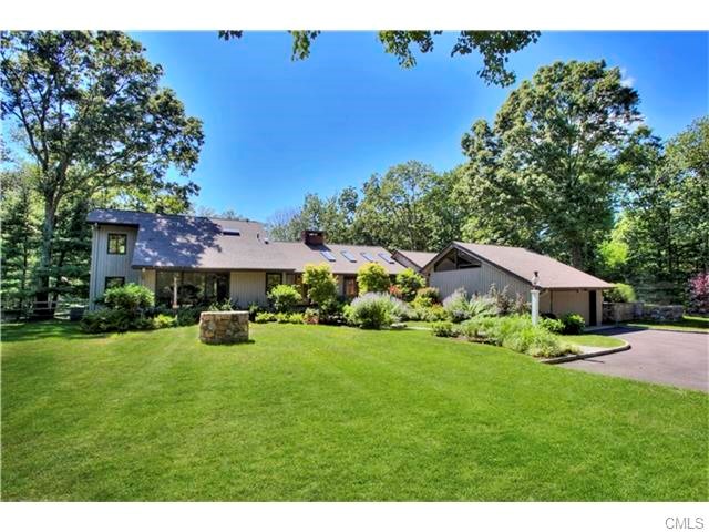 16 Hermit Lane, Westport, CT 06880