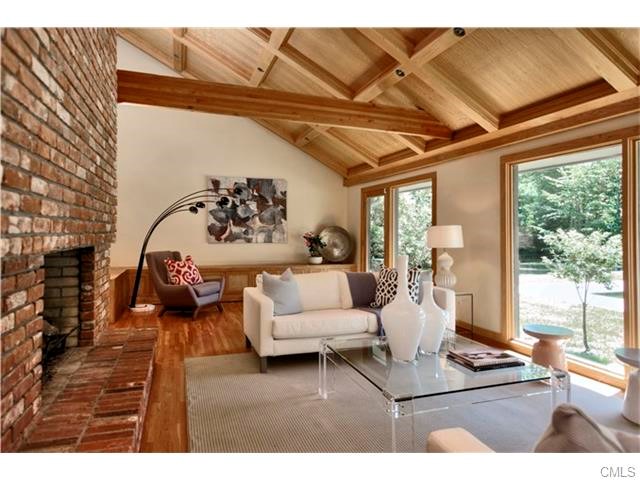 16 Hermit Lane, Westport, CT 06880